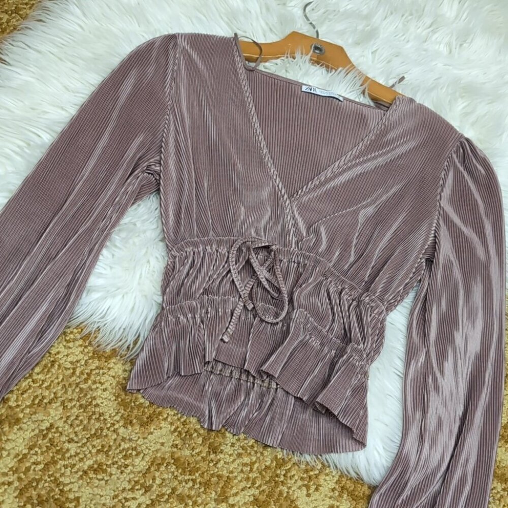 Zara size small top champagne ribbed going out top